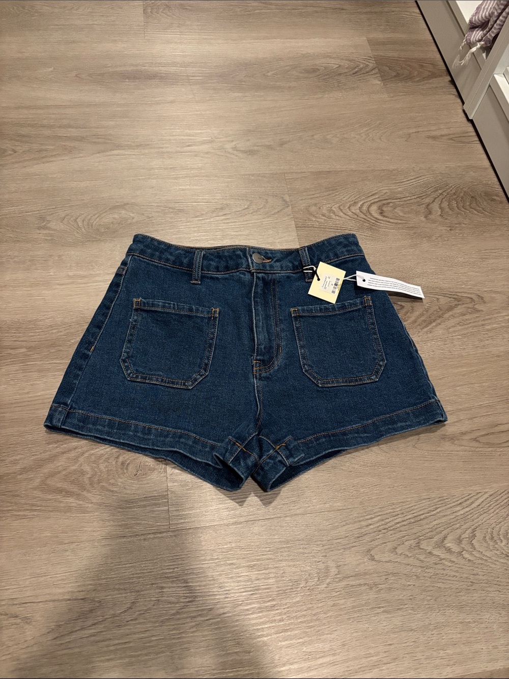 NWT Francesca's 27 Jean Shorts